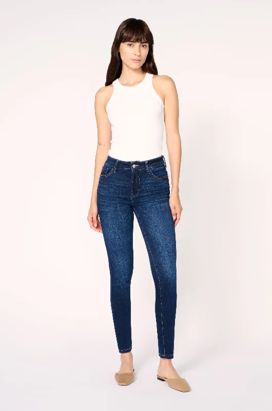 JFK - SKINNY JEANS | TWILIGHT Cozy Relaxed Fit Jeans