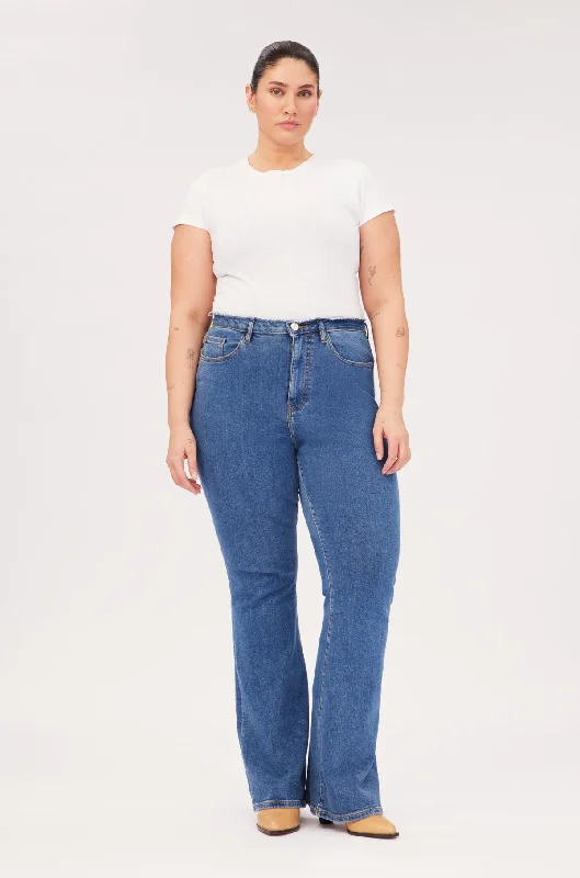 MIA PLUS - FLARE JEANS | WESTLAKE Comfortable Dark Wash Jeans