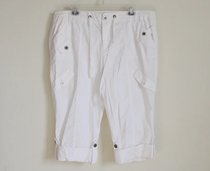 INC International; Concepts white Capri Pants | 16 Classic Bootcut Trousers