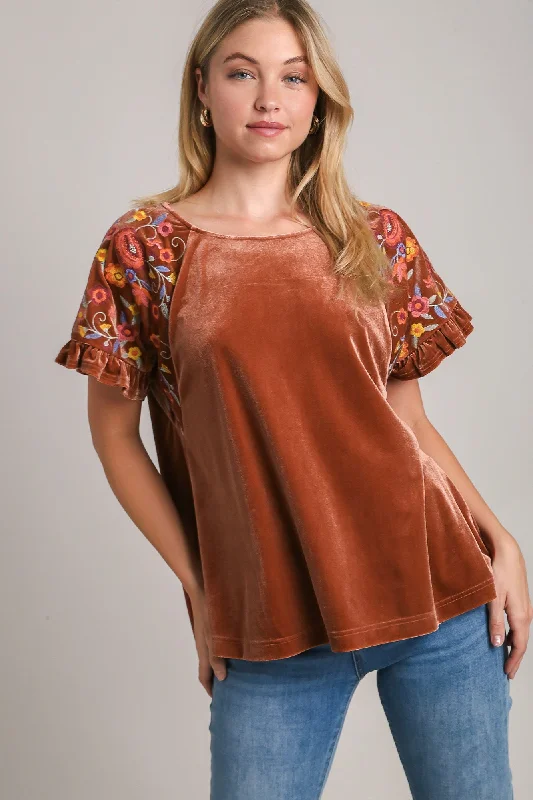 Umgee Velvet Embroidery Short Sleeve Blouse In Brown Chic Off-Shoulder Blouse