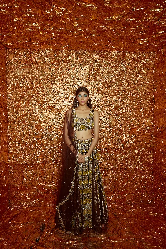 Sunflower Hand-Embroidered Blouse with Lurex Lehenga and Dupatta Backless Summer Blouse Sunflower Hand-Embroidered Blouse with Lurex Lehenga and Dupatta Backless Summer Blouse