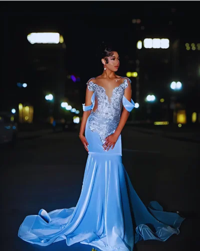 Luxury Sky Blue Elegant Crystal Beaded Long Prom Dress
