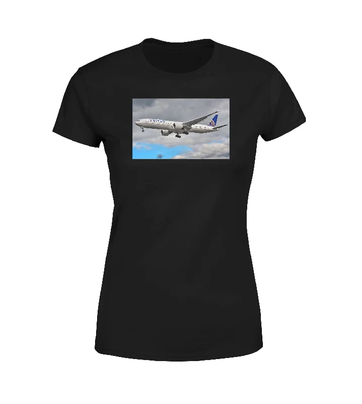 United Airways Boeing 777 Designed Women T-Shirts Welt Pockets Slit Pockets Flap Pockets