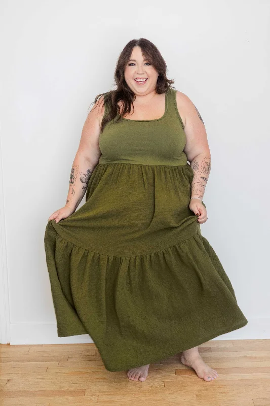 Desert Maxi Dress in Cactus Green Stylish Button-Up Maxi Dress