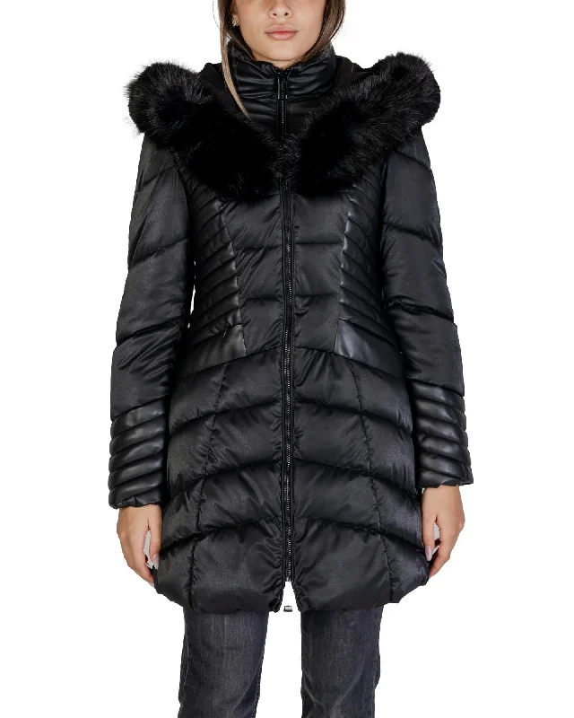 Guess Hooded Long Sleeve Zip-Up Jacket with Front Pockets Stand-Up Collar Roll-Neck Collar Turtle Neck Guess Hooded Long Sleeve Zip-Up Jacket with Front Pockets Stand-Up Collar Roll-Neck Collar Turtle Neck