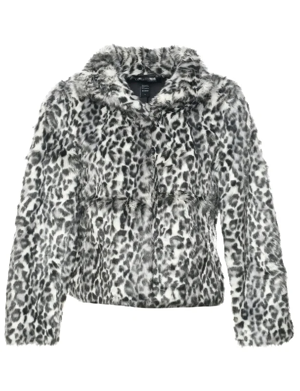 Leopard Print Faux Fur Jacket - M Zip Front Button Front Snap Front